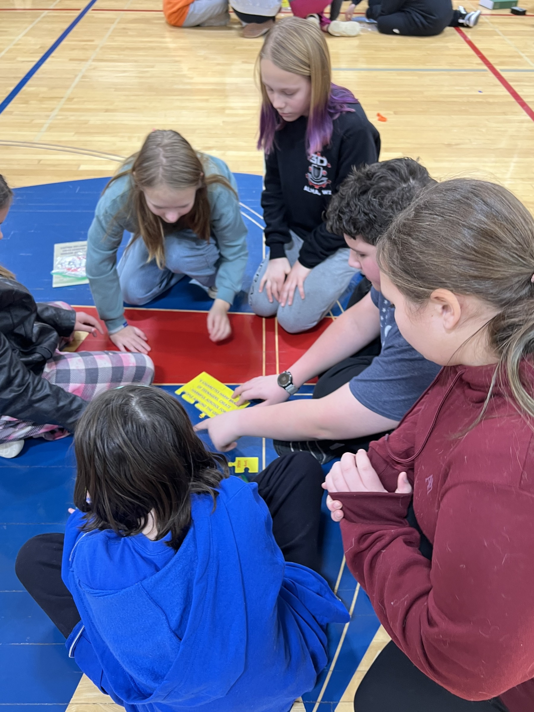 Students taking part in the escape the vape kit