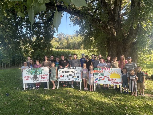 September Hilltop Climbers 4-H Meeting: New Officers, 4-H Signs, and a Potluck Gathering