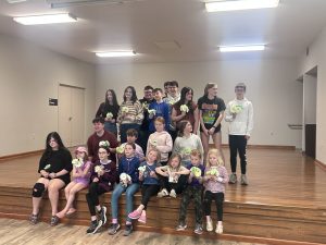 Hilltop Climbers 4-H Meet to Plan Service Project, Fair Prep, and May Day Fun